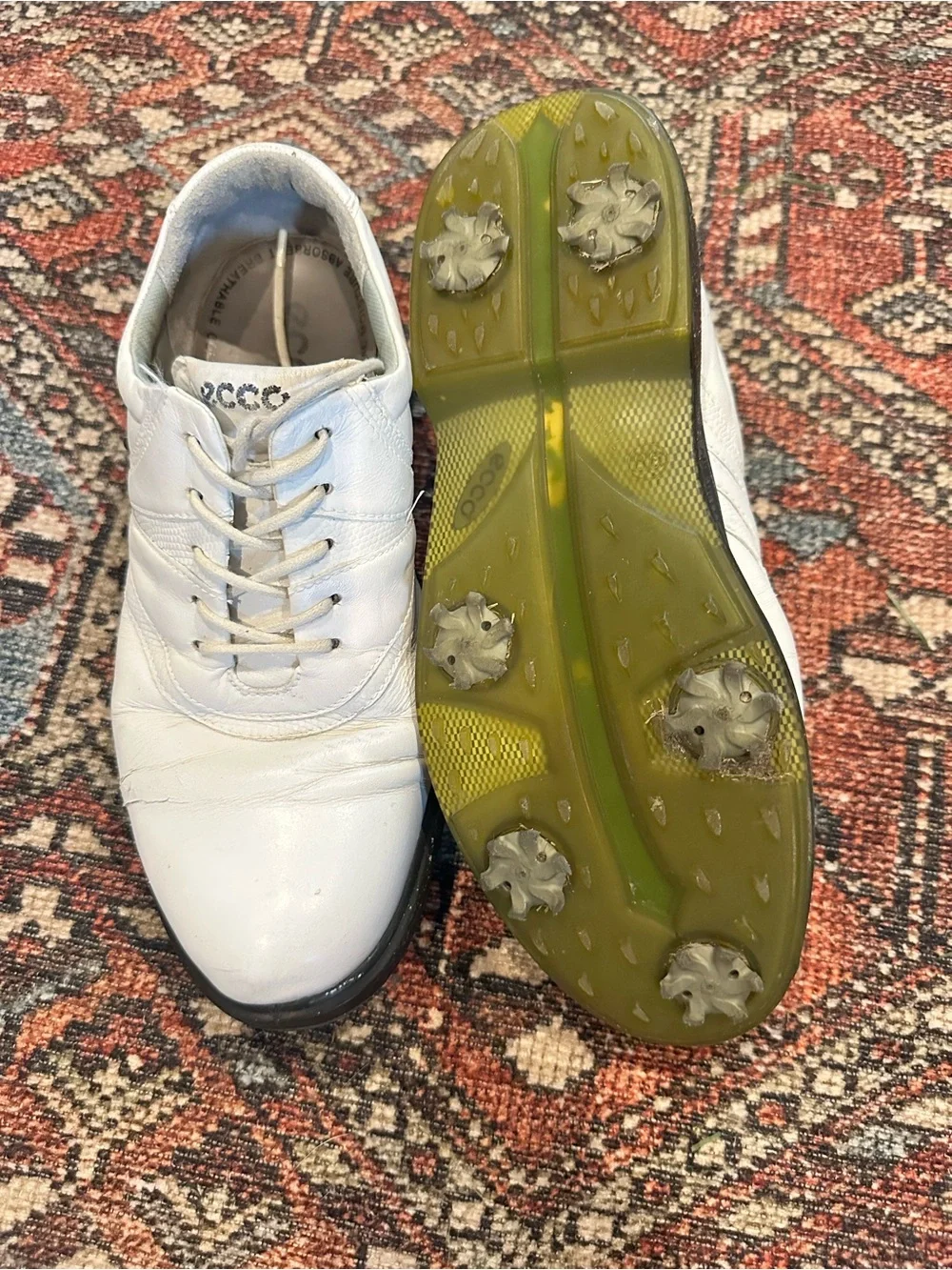ECCO Women's White Leather Spikeless Golf Shoes - Size 38 (US 7-7.5)